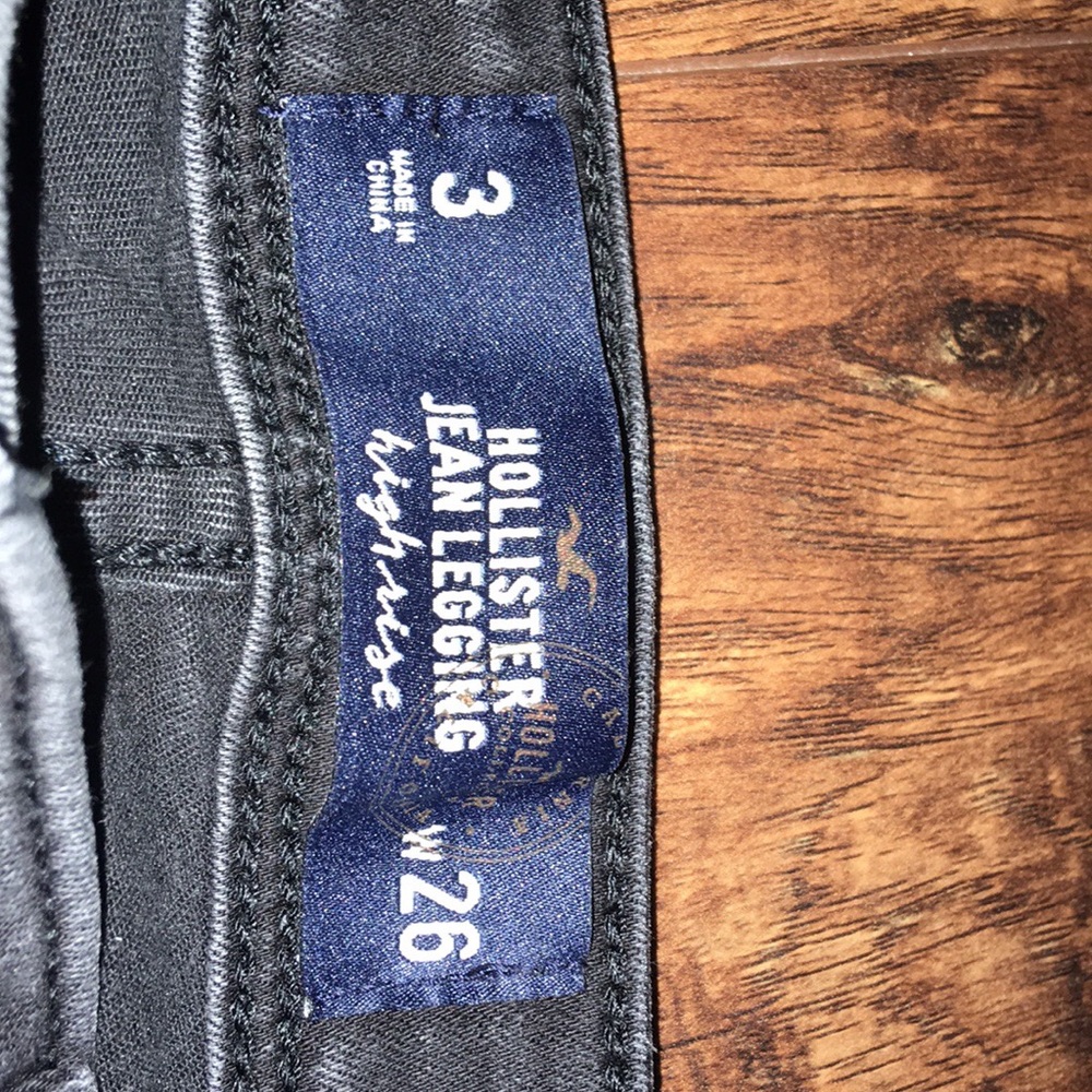 Hollister Advanced Stretch Black Distressed Jean